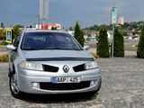 Renault Megane foto 2