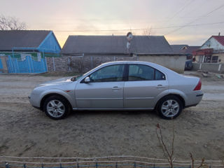 Ford Mondeo фото 8