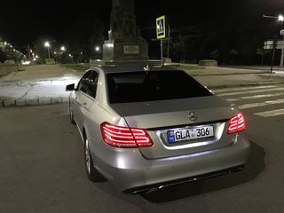 Mercedes E Class foto 10