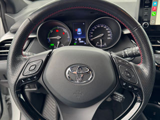 Toyota C-HR foto 18