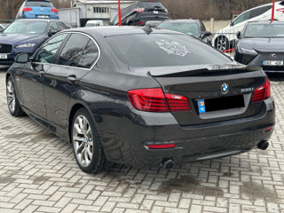 BMW 5 Series foto 3