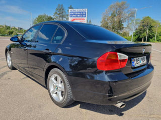 BMW 3 Series foto 7