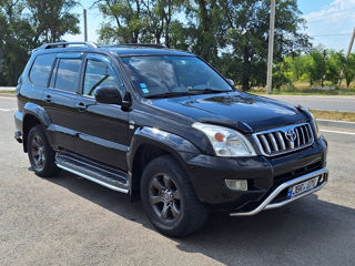 Toyota Land Cruiser Prado foto 4