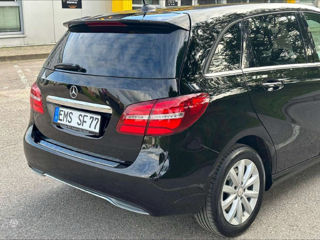 Mercedes B-Class foto 4