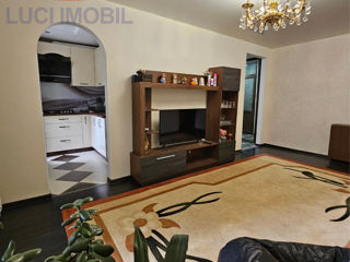 Apartament cu 3 camere, 59 m², Autogara, Bălți