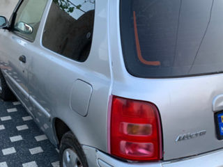 Nissan Micra foto 2