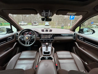 Porsche Cayenne foto 7