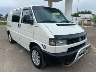 Volkswagen Transporter foto 1