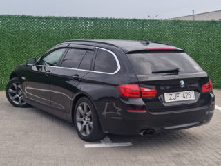 BMW 5 Series foto 4