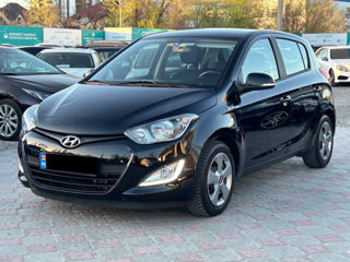 Hyundai i20 foto 1