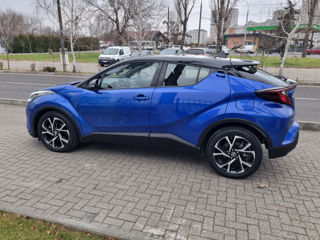 Toyota C-HR foto 8