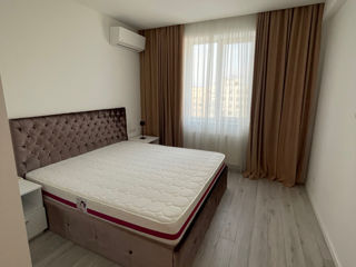 Apartament cu 2 camere, 63 m², Centru, Chișinău foto 3