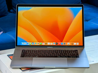 Новый ! MacBook Pro 15 A1990 (Core i7 8750H/16Gb DDR4/256Gb SSD/4Gb Radeon Pro 555X/15.4" Retina)