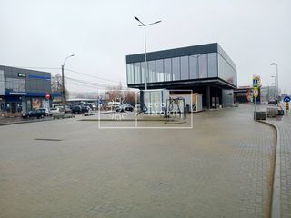 Chirie, spațiu comercial, în sect. Râșcani, str. Calea Moșilor, 330 m.p, 4000 euro foto 1
