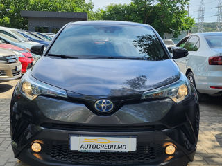 Toyota C-HR foto 1