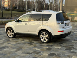 Mitsubishi Outlander foto 8