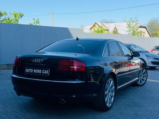 Audi A8 foto 4