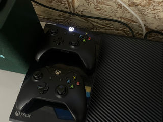 Xbox One 1TB foto 2