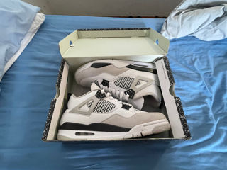 Vând Jordan 4 military black size 46 foto 1