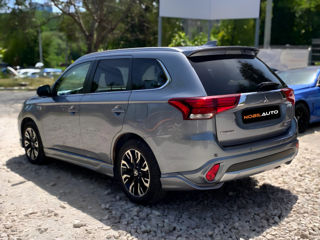 Mitsubishi Outlander foto 4