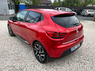 Renault Clio foto 6