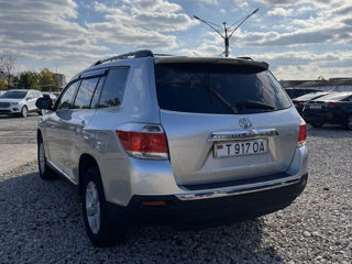 Toyota Highlander foto 5