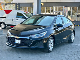 Chevrolet Cruze foto 2