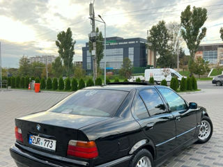 BMW 3 Series foto 5