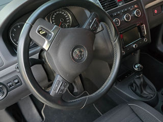 Volkswagen Touran foto 7