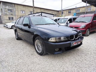 BMW 5 Series foto 3