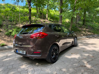 KIA Ceed фото 4