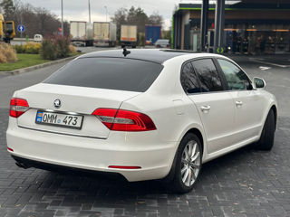 Skoda Superb foto 6