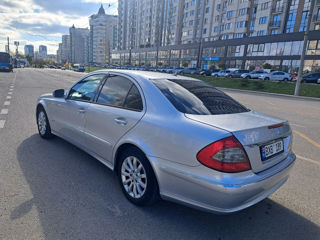 Mercedes E-Class foto 5