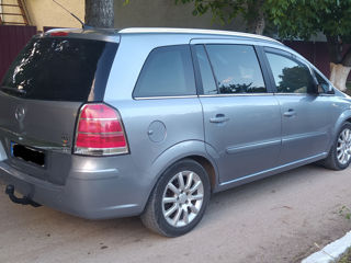 Opel Zafira foto 3