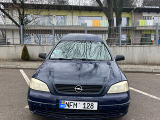 Opel Astra foto 2