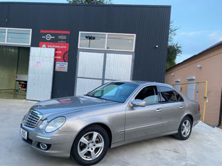 Mercedes E-Class foto 5