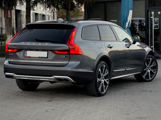 Volvo V90 Cross Country foto 3