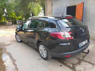 Renault Megane foto 2