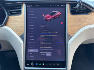 Tesla Model S foto 13