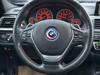 BMW 3 Series foto 14