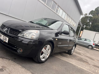 Renault Clio foto 3