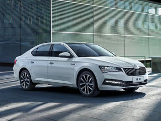 Skoda Superb foto 4