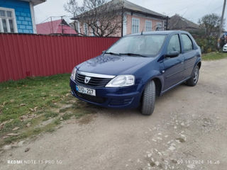 Dacia Logan foto 2