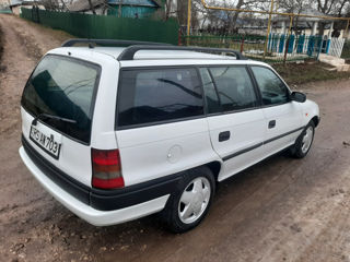 Opel Astra foto 7