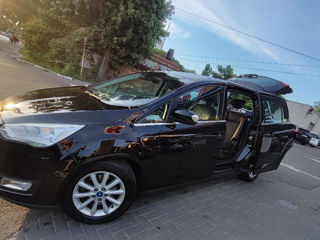 Ford Grand C-MAX foto 4