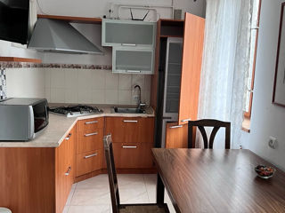 Apartament cu 2 camere, 56 m², Centru, Chișinău foto 4