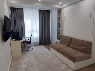 Apartament cu 4 camere, 168 m², Centru, Chișinău foto 3