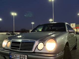 Mercedes E-Class foto 3