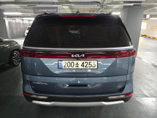 KIA Carnival foto 5