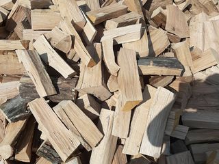 Продам дрова vînd lemne